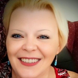 Meet your Posher, Gail